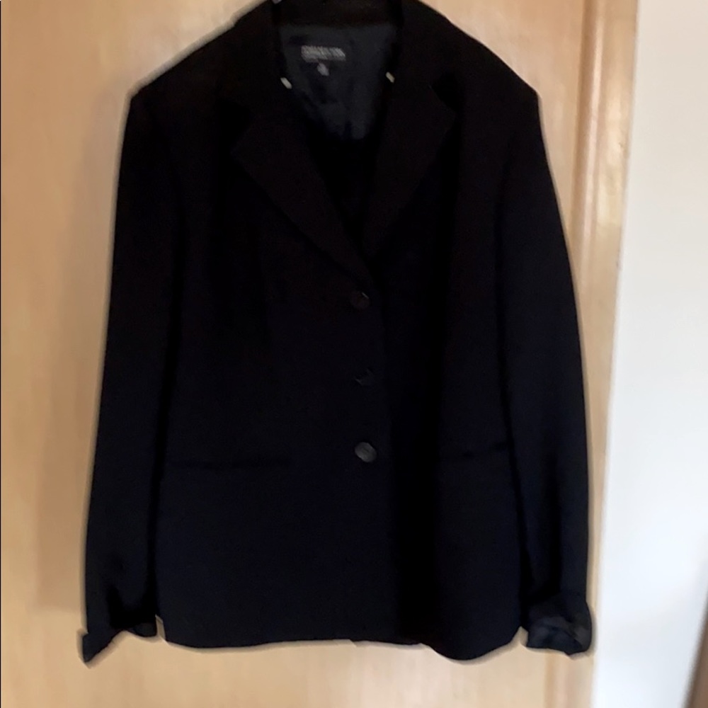 Women’s suit